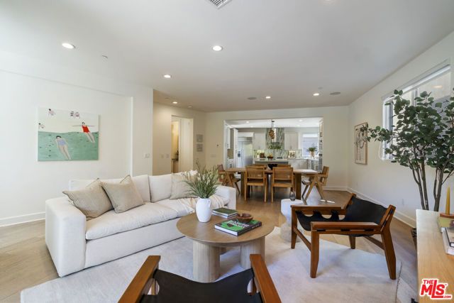 12868 S Seaglass Circle W, Los Angeles, CA 90094