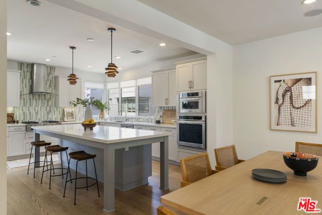 12868 S Seaglass Circle W, Los Angeles, CA 90094