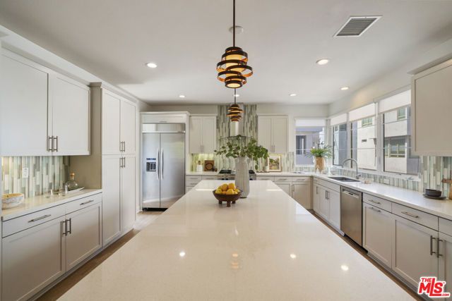 12868 S Seaglass Circle W, Los Angeles, CA 90094