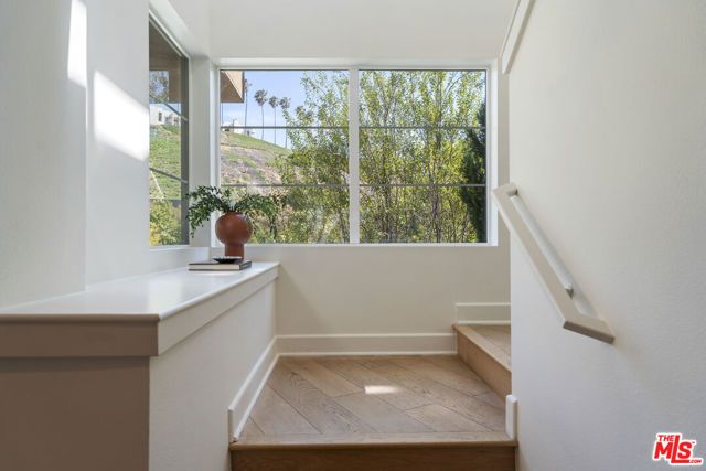 12868 S Seaglass Circle W, Los Angeles, CA 90094