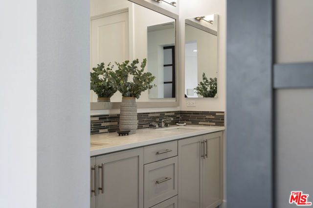 12868 S Seaglass Circle W, Los Angeles, CA 90094