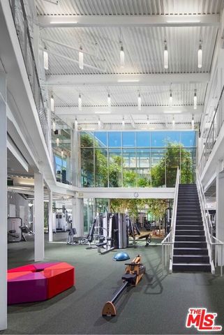 12868 S Seaglass Circle W, Los Angeles, CA 90094