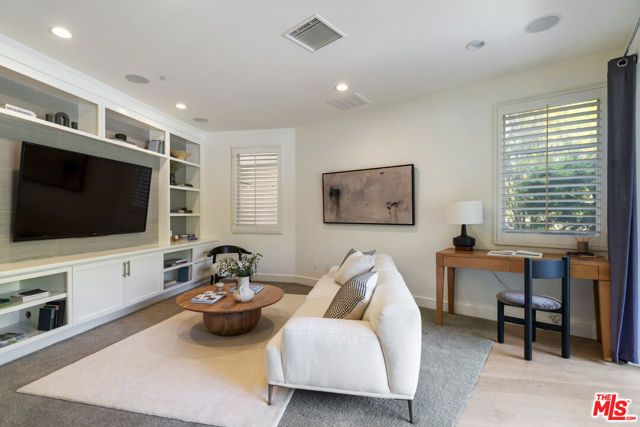 12868 S Seaglass Circle W, Los Angeles, CA 90094