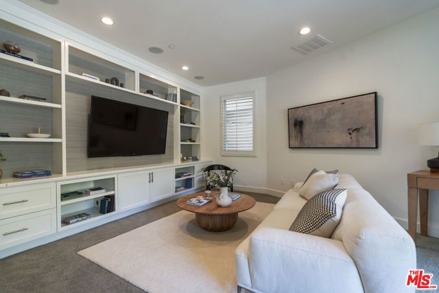 12868 S Seaglass Circle W, Los Angeles, CA 90094
