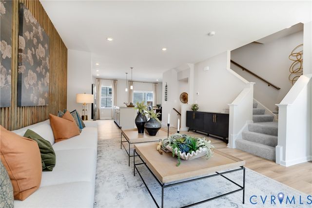 8700 Pioneer Hill Dr, Chesterfield, VA 23832