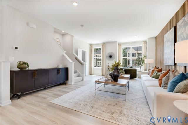 8700 Pioneer Hill Dr, Chesterfield, VA 23832