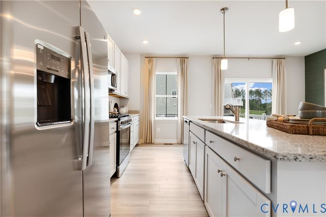 8700 Pioneer Hill Dr, Chesterfield, VA 23832