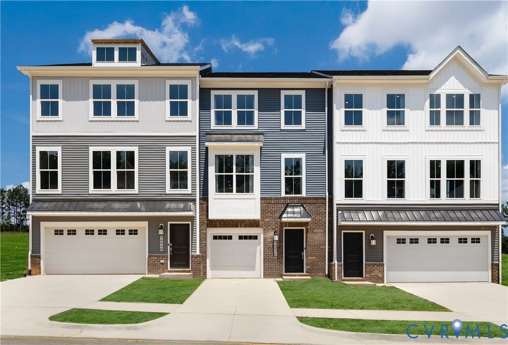 8700 Pioneer Hill Dr, Chesterfield, VA 23832