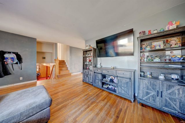 311 Van Dusen Avenue, Evansville, IN 47711