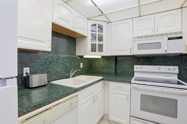 2000 S Ocean Blvd Apt 2L, Pompano Beach, FL 33062