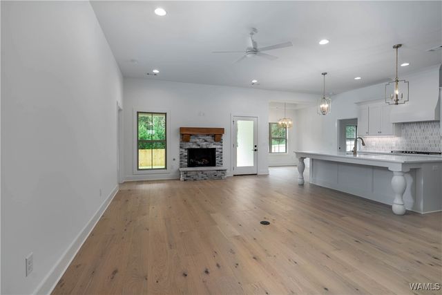 13940 Glenview Drive, Northport, AL 35475