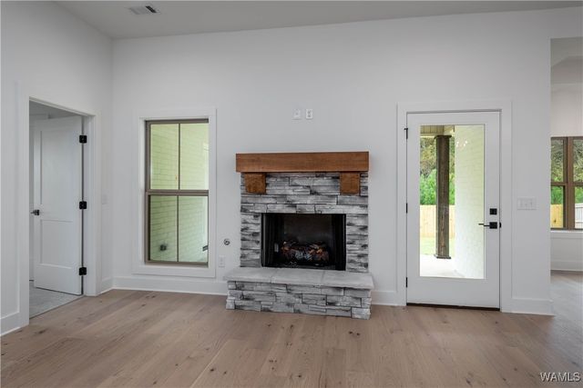 13940 Glenview Drive, Northport, AL 35475