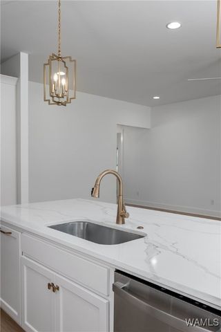 13940 Glenview Drive, Northport, AL 35475