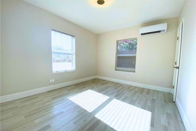 628 NE 8th Avenue 1, Fort Lauderdale, FL 33304