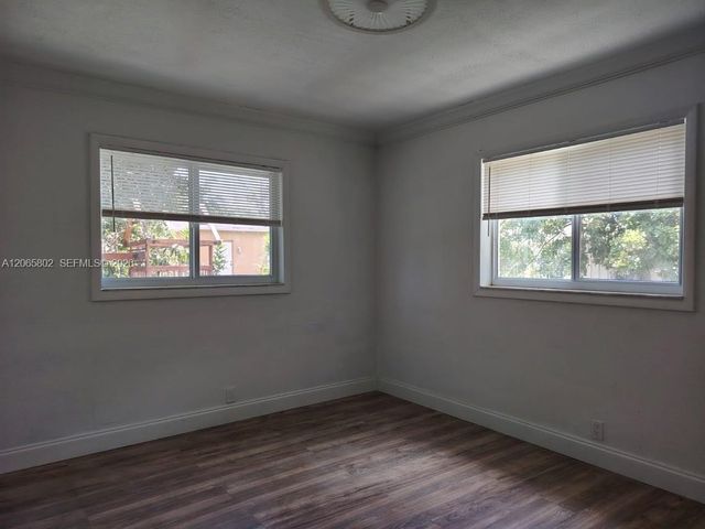 3141 N 73rd Avenue, Hollywood, FL 33024