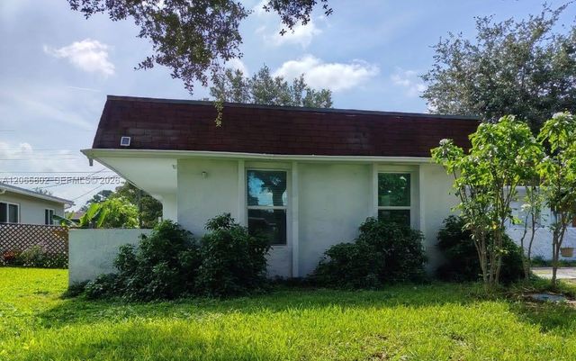 3141 N 73rd Avenue, Hollywood, FL 33024
