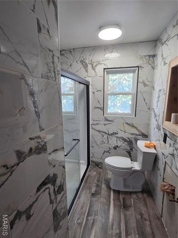 1825 Ashby Road, St Louis, MO 63114