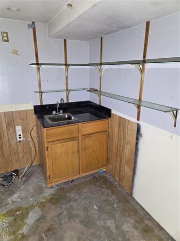 1825 Ashby Road, St Louis, MO 63114