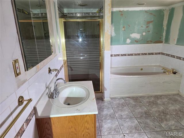 1825 Ashby Road, St Louis, MO 63114