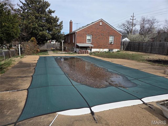 1825 Ashby Road, St Louis, MO 63114