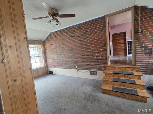 1825 Ashby Road, St Louis, MO 63114