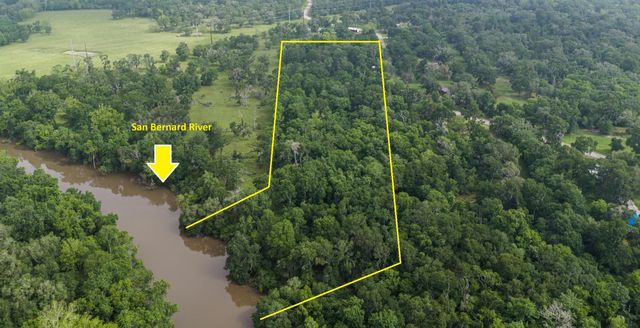 214 County Road 875, West Columbia, TX 77486
