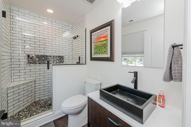 294 LAKEVIEW DR, Hammonton, NJ 08037