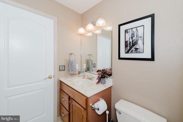 294 LAKEVIEW DR, Hammonton, NJ 08037