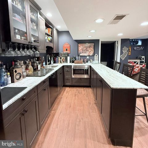 294 LAKEVIEW DR, Hammonton, NJ 08037