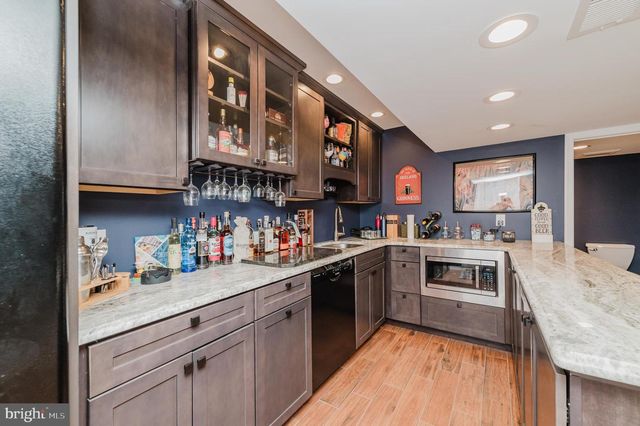 294 LAKEVIEW DR, Hammonton, NJ 08037