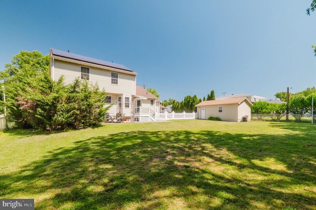 294 LAKEVIEW DR, Hammonton, NJ 08037
