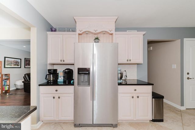 294 LAKEVIEW DR, Hammonton, NJ 08037