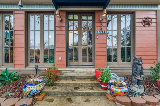 9235 E Lake Highlands Drive, Dallas, TX 75218