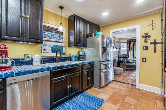 9235 E Lake Highlands Drive, Dallas, TX 75218