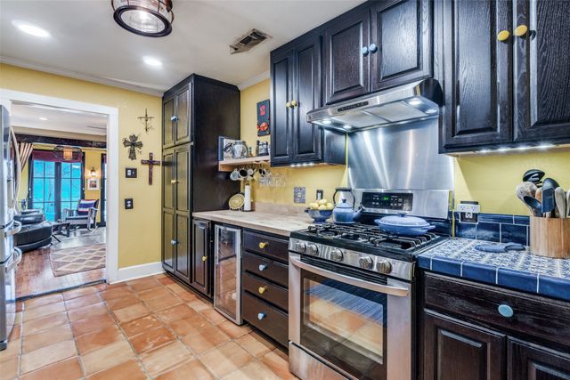 9235 E Lake Highlands Drive, Dallas, TX 75218