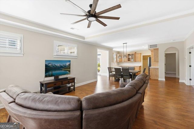 8 Deering Way, Cartersville, GA 30120
