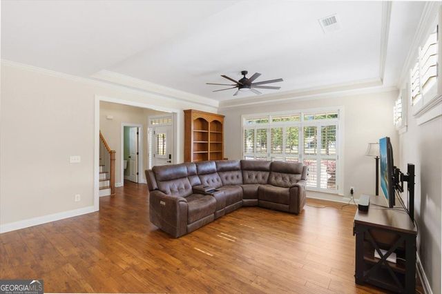 8 Deering Way, Cartersville, GA 30120