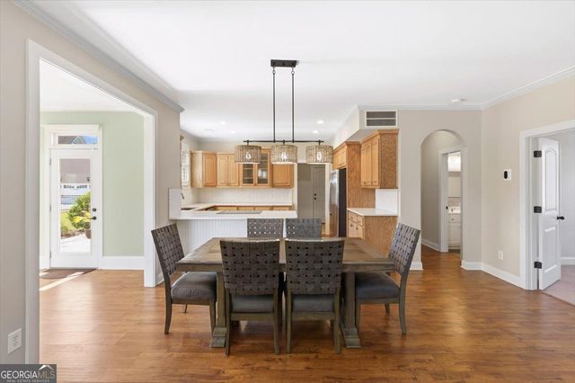 8 Deering Way, Cartersville, GA 30120