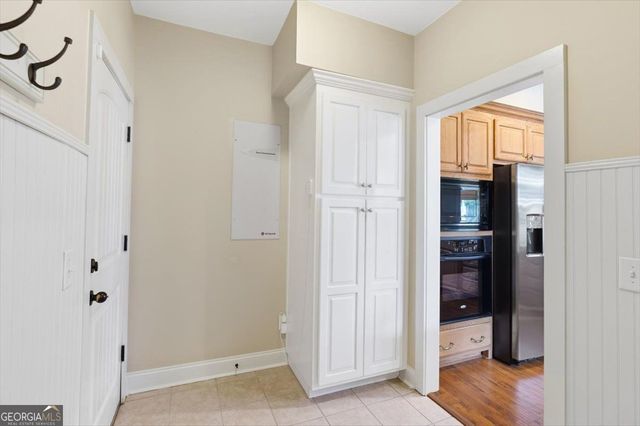 8 Deering Way, Cartersville, GA 30120