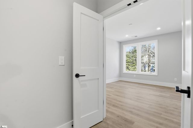 75 Mcneil Court, Greenville, SC 29609