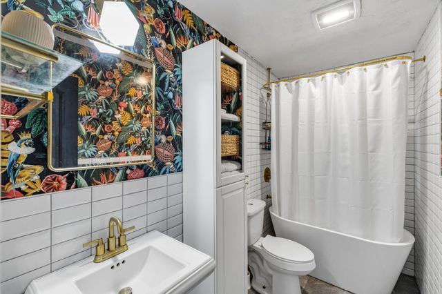266 Lakeside Drive, Rockwall, TX 75032