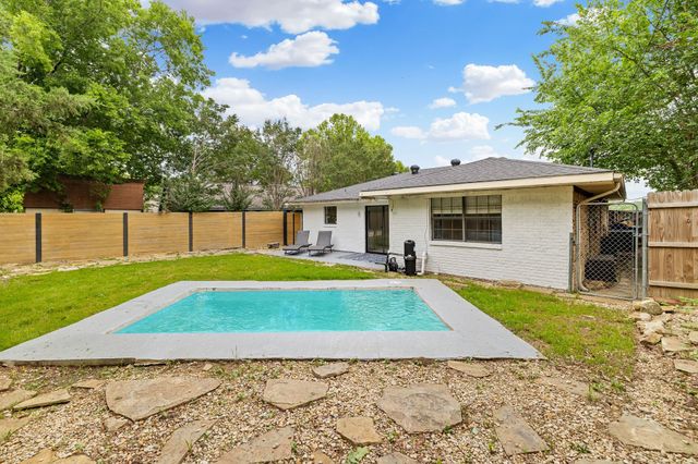 266 Lakeside Drive, Rockwall, TX 75032