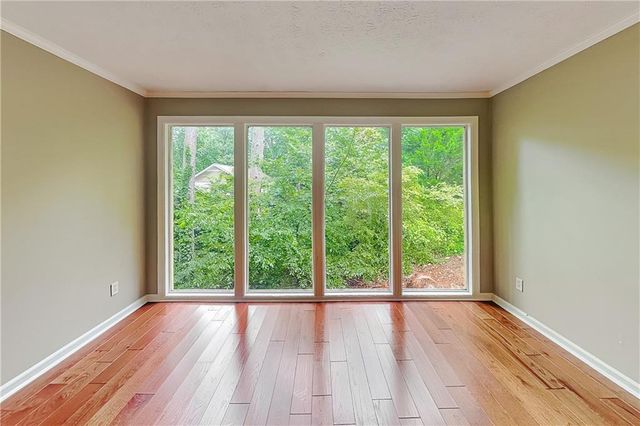 4623 Huntridge Drive NE, Roswell, GA 30075