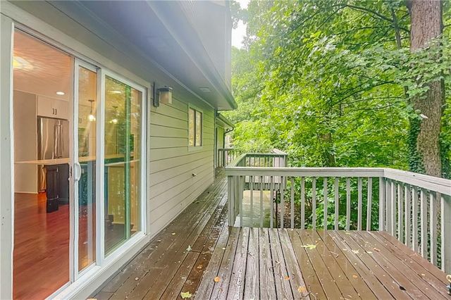 4623 Huntridge Drive NE, Roswell, GA 30075