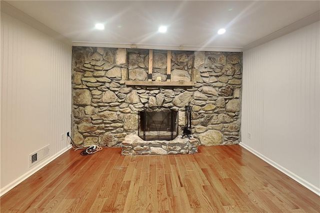 4623 Huntridge Drive NE, Roswell, GA 30075