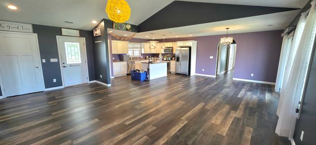 11213 Maggie Drive, Marion, IL 62959