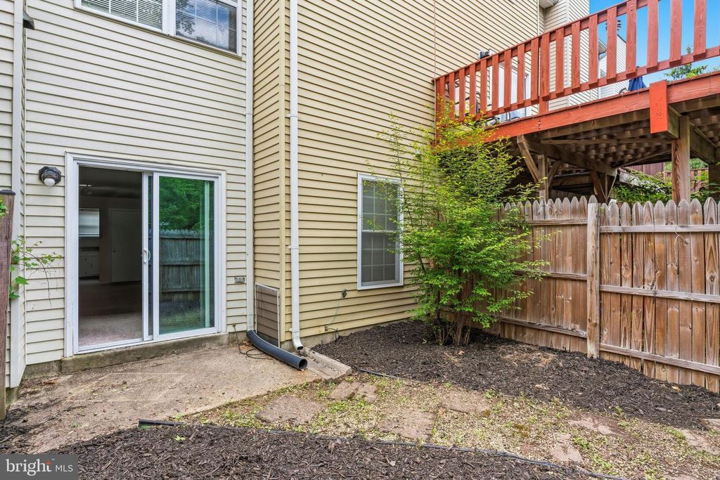 Image 31 of property listing at 14947 CHERRYWOOD DR #4I, Laurel, MD 20707