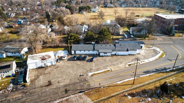 102 Ausable State Road, Bay City, MI 48706