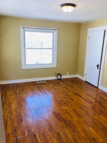 530 Taneycomo Hill Drive, Hollister, MO 65672