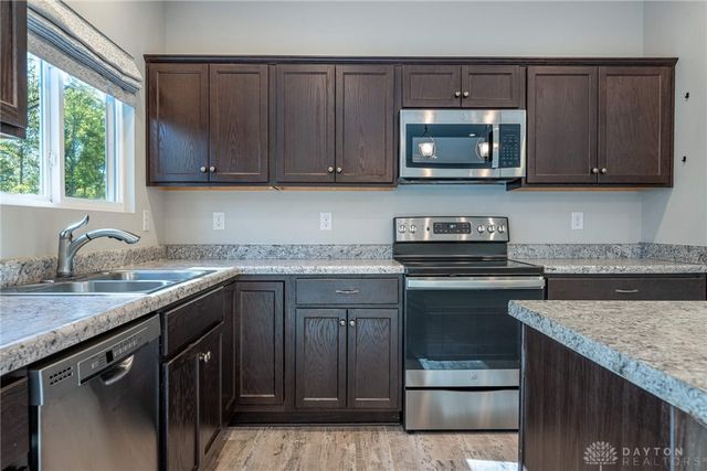 1506 Indigo Drive, Fairborn, OH 45324